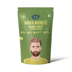 Wheat Green Thai Curry Hakka Noodles 195g in a green colour packaging
